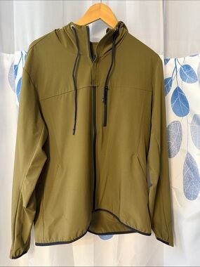 REI Men's Olive Green Hooded Lightweight  Jacket